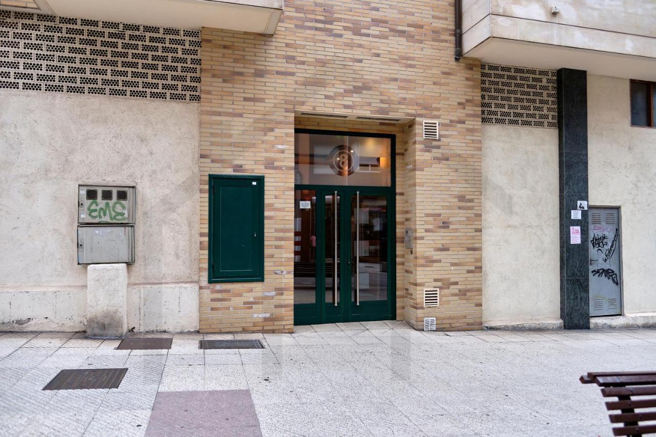 Apartamento Candelaria - Lujo A Un Paso Del Centro Oviedo Exterior photo